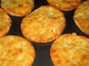 Biscotti salati al formaggio di grana